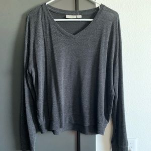 Small Nordstrom Gray Long-Sleeve V-Neck
